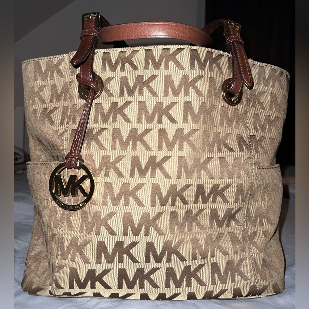 Michael Kors Logo Tote with matching wallet
